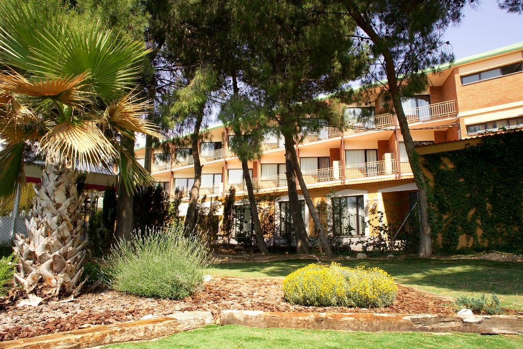 Hotel El Cisne Zaragoza Exterior photo